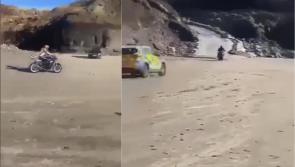 WATCH: Garda&iacute; in dramatic motorbike chase on popular Irish beach