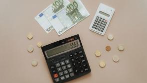 Warning of insurance risks for customers of closing banks 