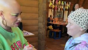 WATCH: Heartwarming moment influencer inspires Irish child with Alopecia to take hat off in public for first time 