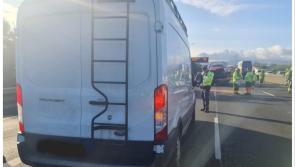 'Mind your bizz' say garda&iacute; as snap-happy van driver caught red-handed at M50 crash scene