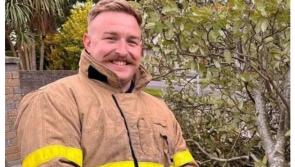 'One to tell the grandkids' - Irish firefighter makes quick rescue while engagement ring shopping