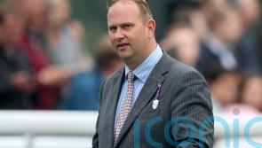 Menuisier to take patient approach with injured Sir Bob Parker