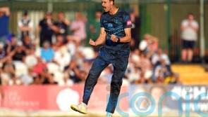 George Scrimshaw holds final-over nerves to guide Derbyshire past Lancashire