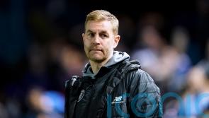 Simon Weaver calls on Harrogate players to &lsquo;grow up&rsquo; after defeat at Crewe