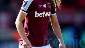 Lisa Evans header sees West Ham claim narrow victory over Everton in WSL opener