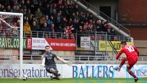 Leaders Leyton Orient cruise to victory over Bradford