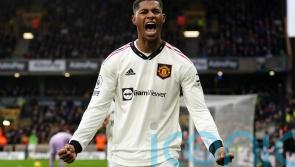 Marcus Rashford gets the drop on Wolves with late winner for Manchester United