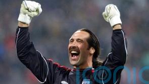 On this day in 2004: David Seaman retires from football