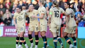 Chelsea close gap on Super League leaders Man Utd with victory over Aston Villa