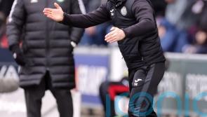 Stephen Robinson would happily swap league positions with Robbie Neilson