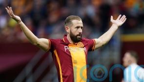 Kevin van Veen double lifts Motherwell to comfortable win