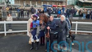 Ici La Reine seeking Nickel Coin crown