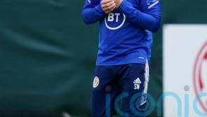 Steven Naismith won&rsquo;t let Robert Snodgrass saga distract Hearts from mission