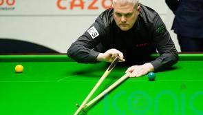 Robert Milkins holds nerve to beat Joe Perry in final-frame decider