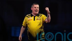 Dave Chisnall continues hot streak with victory in Dutch Darts Championship