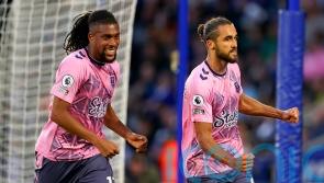 Alex Iwobi rescues point for Everton in draw at relegation rivals Leicester