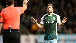 Lewis Stevenson extends Hibs stay