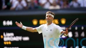 Uninterrupted sunshine for Wimbledon fans as British stars look to progress
