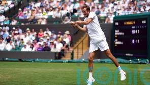 Daniil Medvedev sails past injured Jiri Lehecka into Wimbledon quarter-finals