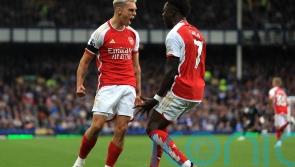 Leandro Trossard fires unconvincing Arsenal to rare away victory at Everton