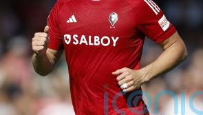 Salford battle back to see off Crewe