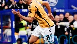 Harry Winks&rsquo; late goal against 10-man QPR sees leaders Leicester march on