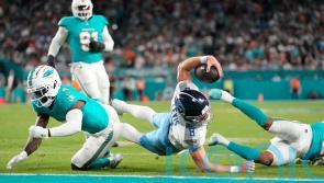 Tennessee Titans stun Miami Dolphins with two late touchdowns