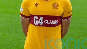 Motherwell snatch late point against Hibs as both clubs see top-six hopes end