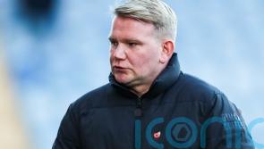 Barrow must stick together in quest to secure play-off spot &ndash; Pete Wild