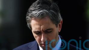 Government agrees to cut payments for Ukrainian refugees