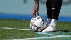 Rochdale down 10-man Tamworth with late rally