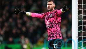 Jordan Smith shines but Alasana Manneh sent off as Hibernian draw with St Mirren