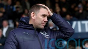 Stockport boss Dave Challinor fumes at fourth official&rsquo;s lack of input