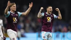 Burnley edge out Norwich to return to top of Championship