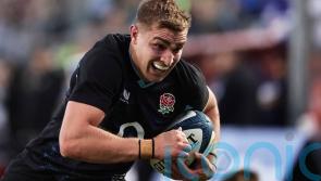 England edge out Argentina with late Jack van Poortvliet try