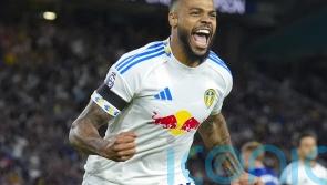 Lukas Nmecha scores as Leeds beat Everton to make winning Premier League return