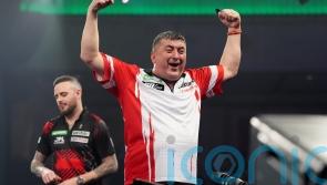 Joe Cullen accuses Mensur Suljovic of &lsquo;cheating&rsquo; during their second-round clash