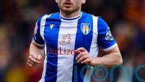 Cambridge and Colchester share spoils in entertaining clash