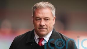 Scott Lindsey fumes about officiating during Crawley&rsquo;s draw against Swindon