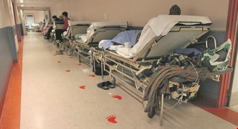 'Unsafe, unacceptable and inhumane' - INMO reveals over 100k patients on trolleys in 2022