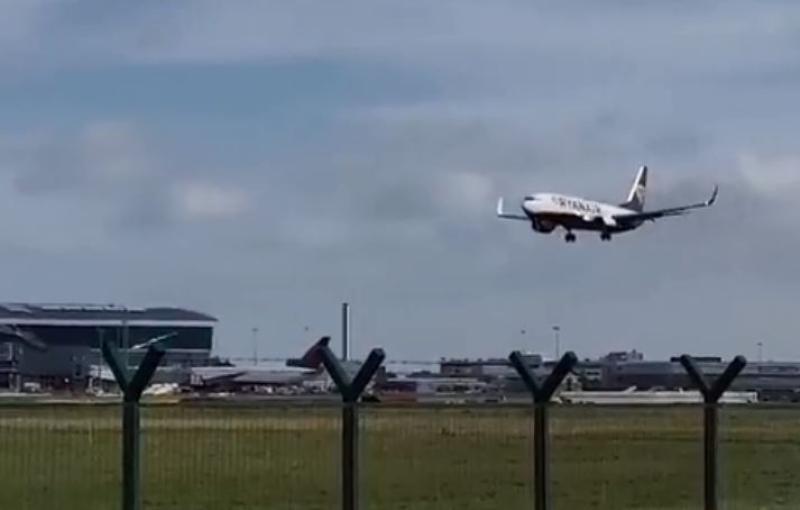 Advice to arrive 3.5 hours before peak time flights at Dublin Airport branded 'absurd'