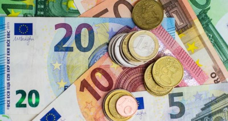 Irish parents can still avail of almost &euro;300 in back-to-school payments
