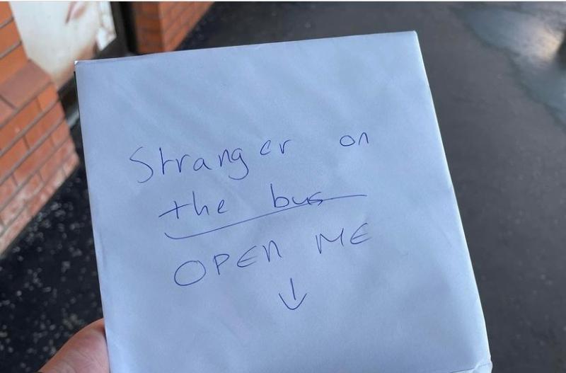 'Things will get better' - Irish child's adorable Christmas note delights bus passenger 