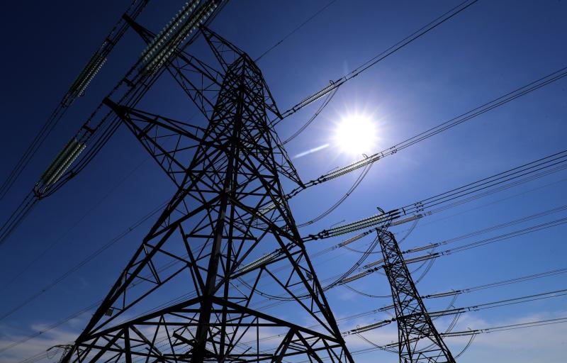 Power cut warning over peak-time energy usage 