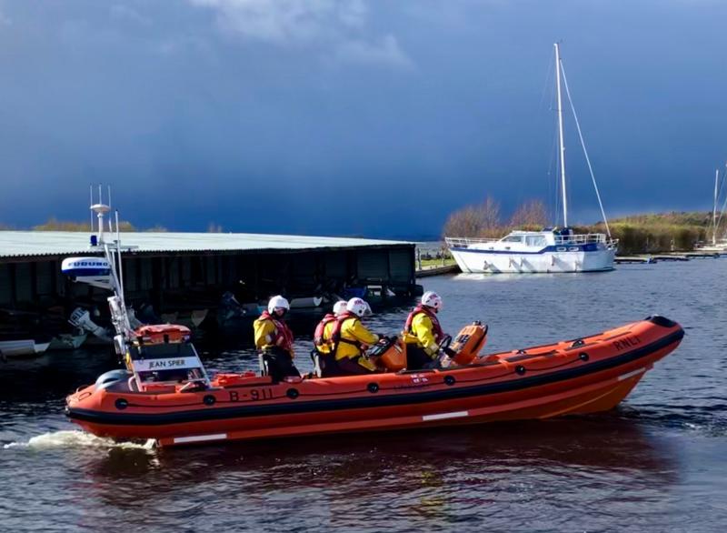 RNLI launches lifeboat to rescue family stranded on 43ft cruiser