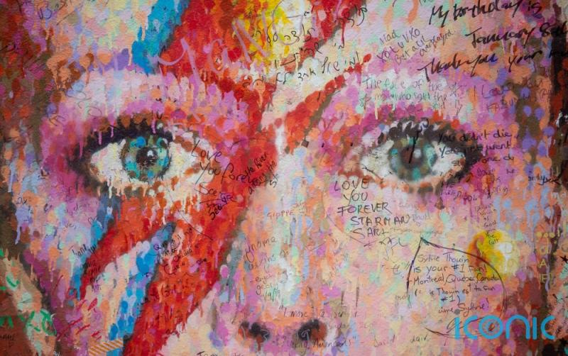 Handwritten lyrics of Starman by David Bowie expected to fetch whopping sum at auction