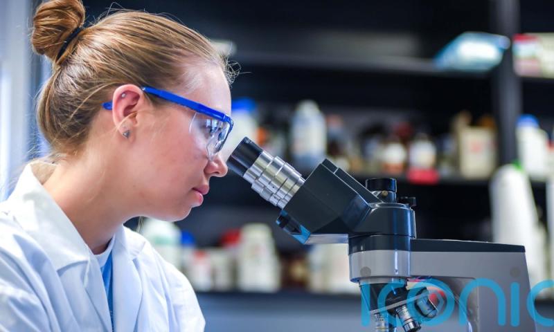 UK scientists test new drug for painful condition suffered by 10% of Irish women