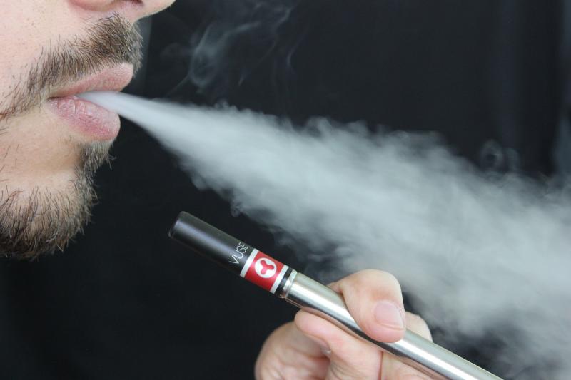 'We should go the full hog' - MEP calls for full ban on disposable vapes