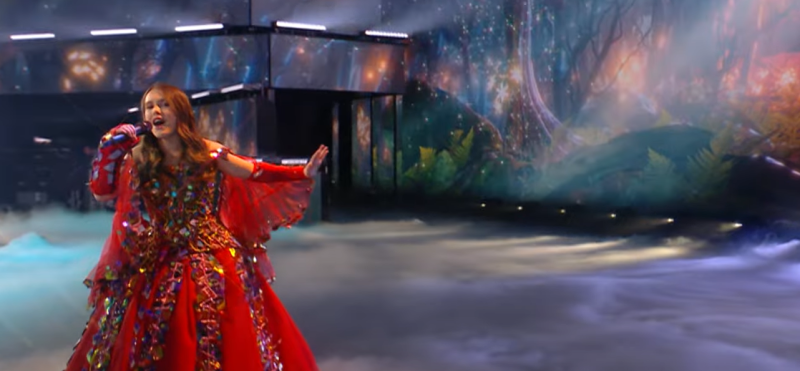 Watch: Jessica McKean puts on a fabulous show at Junior Eurovision 2023 in France