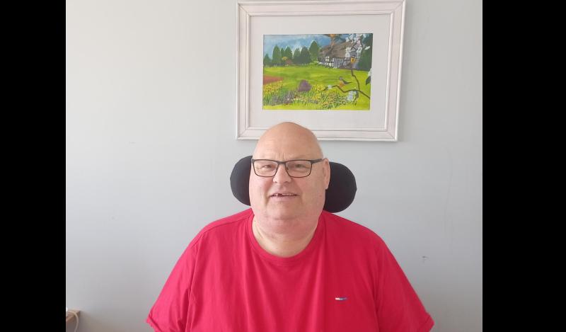 'I could lie and tell you a shark got me'- Ex-army Irish man on life after losing a leg 